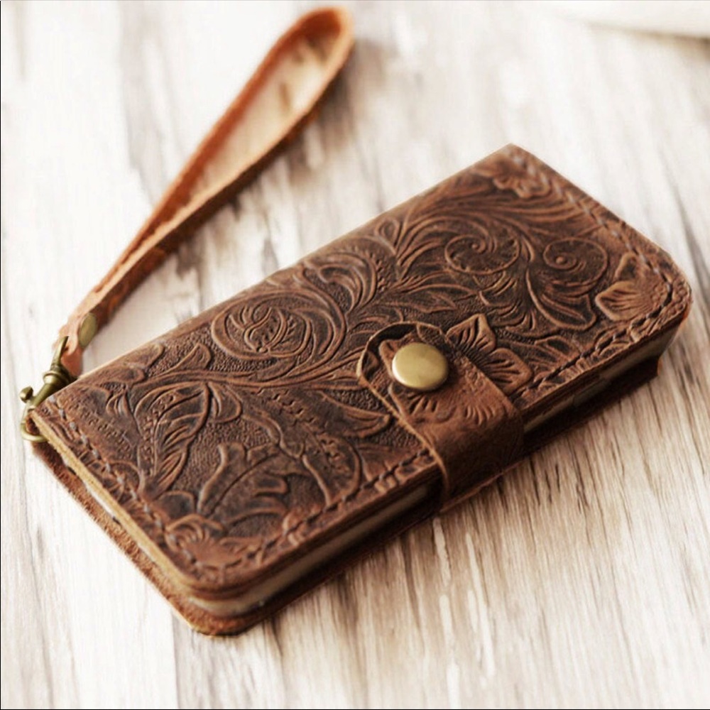 𝐁𝐨𝐡𝐨 Tooled Leather iPhone 8 Wallet Case